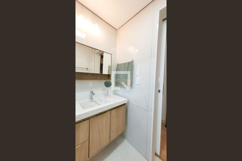Apartamento à Venda - Mansões Santo Antônio, 4 Quartos,  130 m2 em , Campinas - sp | SoloBR