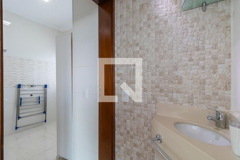 Casa à Venda - Swiss Park, 4 Quartos,  300 m2 em , Campinas - sp | SoloBR