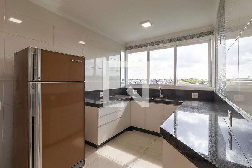 Casa à Venda - Swiss Park, 4 Quartos,  300 m2 em , Campinas - sp | SoloBR