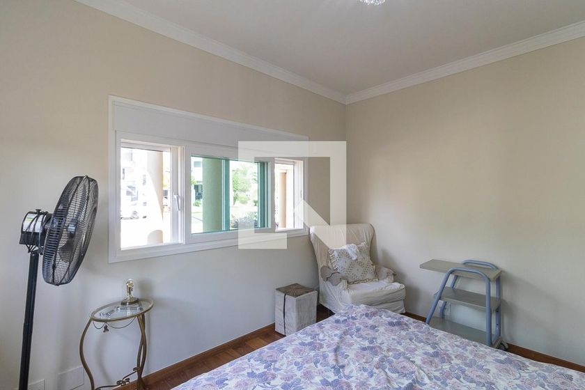 Casa à Venda - Swiss Park, 4 Quartos,  300 m2 em , Campinas - sp | SoloBR