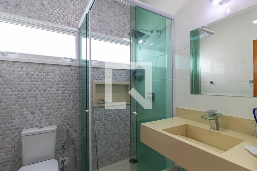 Casa à Venda - Swiss Park, 4 Quartos,  300 m2 em , Campinas - sp | SoloBR