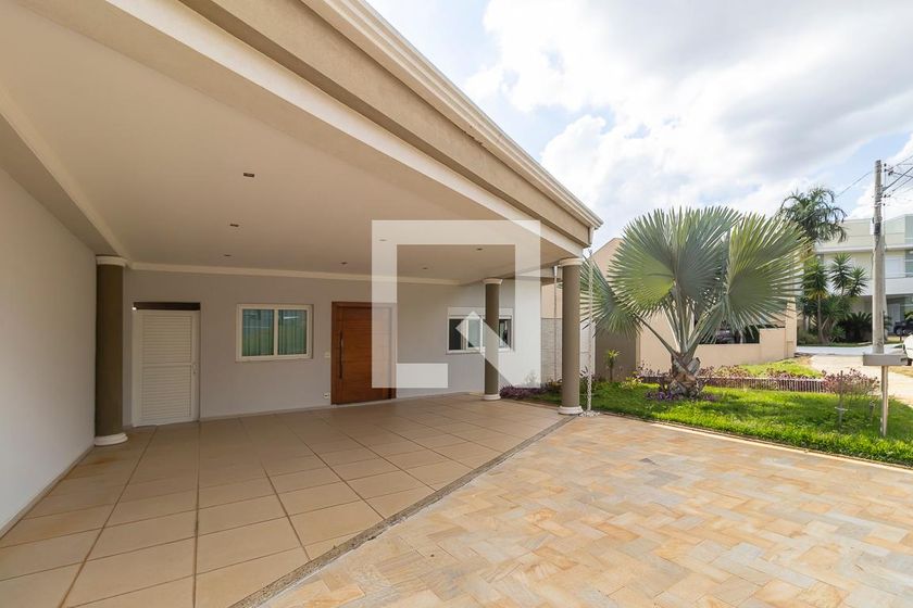 Casa à Venda - Swiss Park, 4 Quartos,  300 m2 em , Campinas - sp | SoloBR