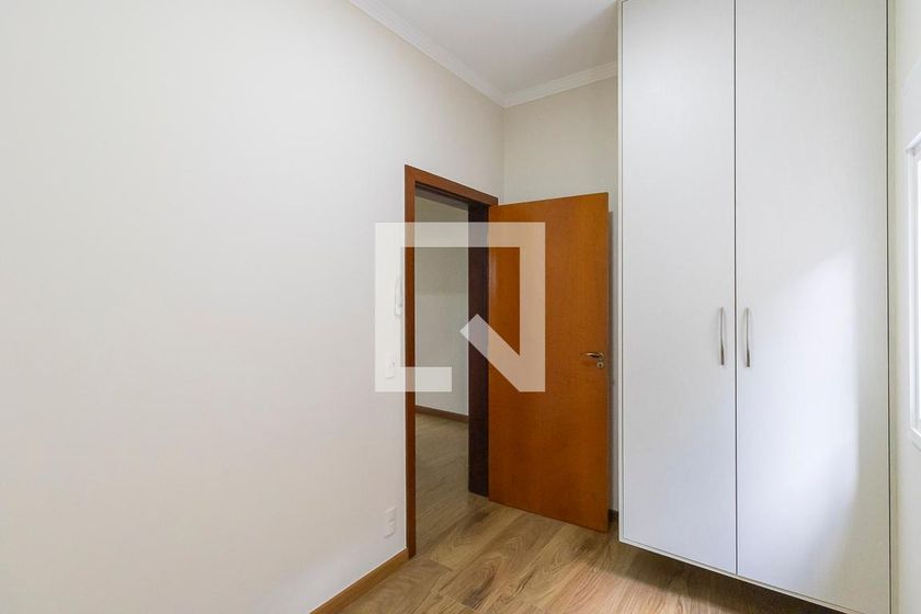 Casa à Venda - Swiss Park, 4 Quartos,  300 m2 em , Campinas - sp | SoloBR