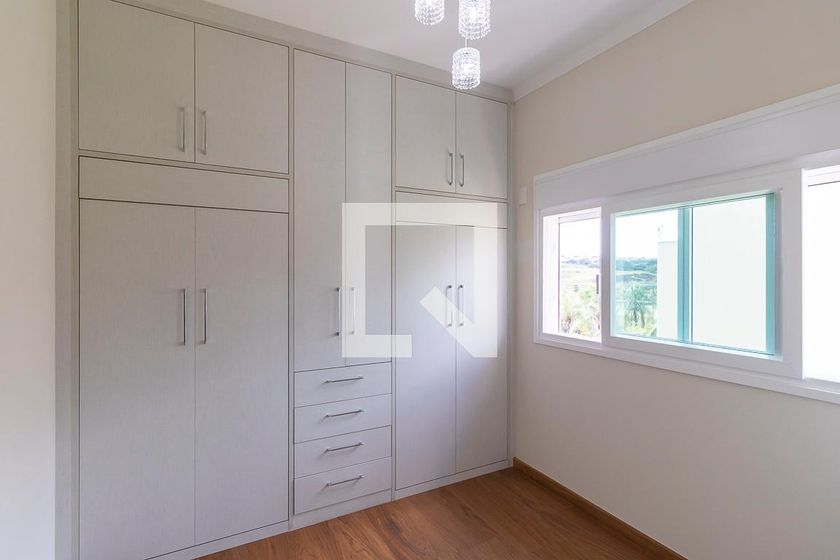 Casa à Venda - Swiss Park, 4 Quartos,  300 m2 em , Campinas - sp | SoloBR