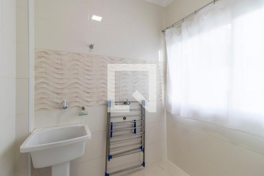 Casa à Venda - Swiss Park, 4 Quartos,  300 m2 em , Campinas - sp | SoloBR
