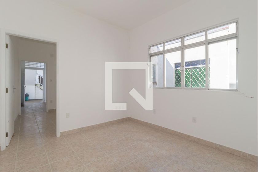 Casa, 2 quartos, 188 m² - Foto 1