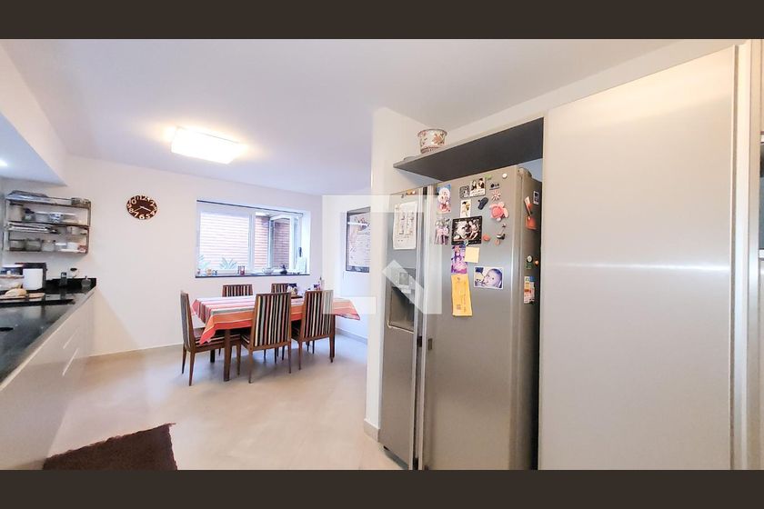 Casa à Venda - Jardim Santana, 6 Quartos,  830 m2 em , Campinas - sp | SoloBR