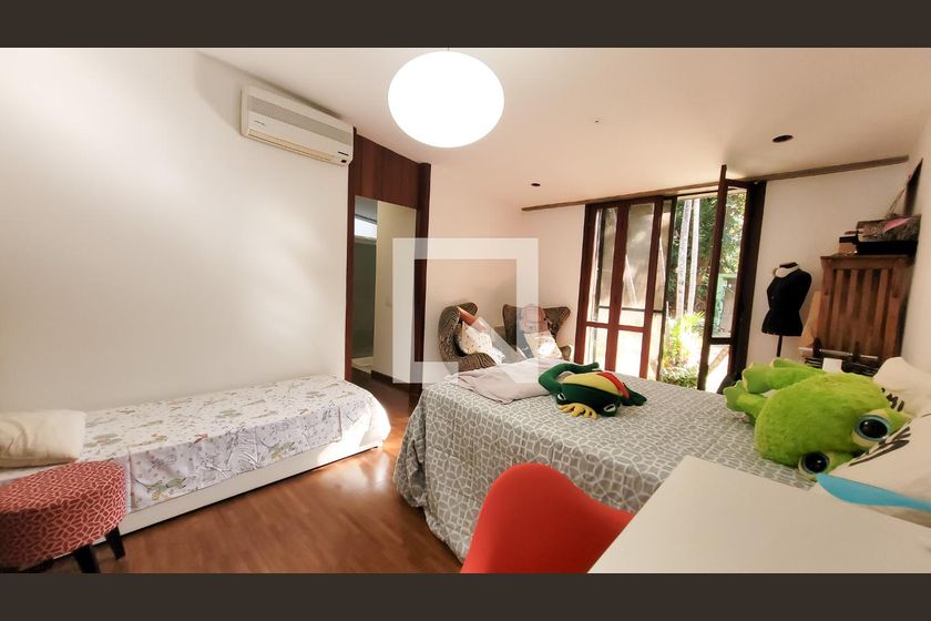 Casa à Venda - Jardim Santana, 6 Quartos,  830 m2 em , Campinas - sp | SoloBR