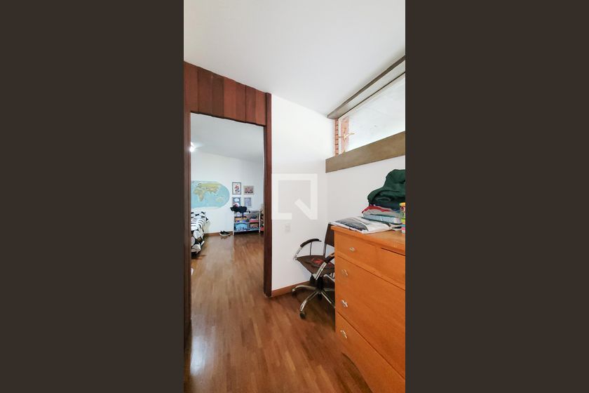 Casa à Venda - Jardim Santana, 6 Quartos,  830 m2 em , Campinas - sp | SoloBR