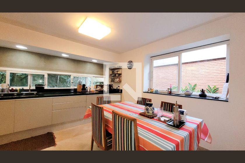 Casa à Venda - Jardim Santana, 6 Quartos,  830 m2 em , Campinas - sp | SoloBR