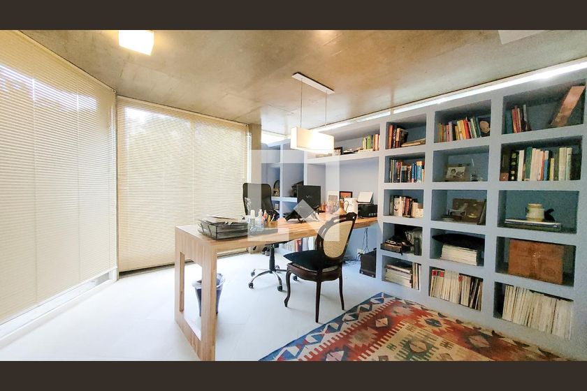 Casa à Venda - Jardim Santana, 6 Quartos,  830 m2 em , Campinas - sp | SoloBR