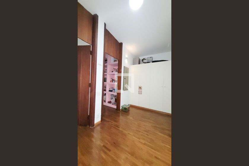 Casa à Venda - Jardim Santana, 6 Quartos,  830 m2 em , Campinas - sp | SoloBR
