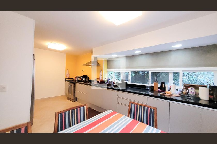 Casa à Venda - Jardim Santana, 6 Quartos,  830 m2 em , Campinas - sp | SoloBR