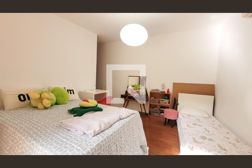 Casa à Venda - Jardim Santana, 6 Quartos,  830 m2 em , Campinas - sp | SoloBR