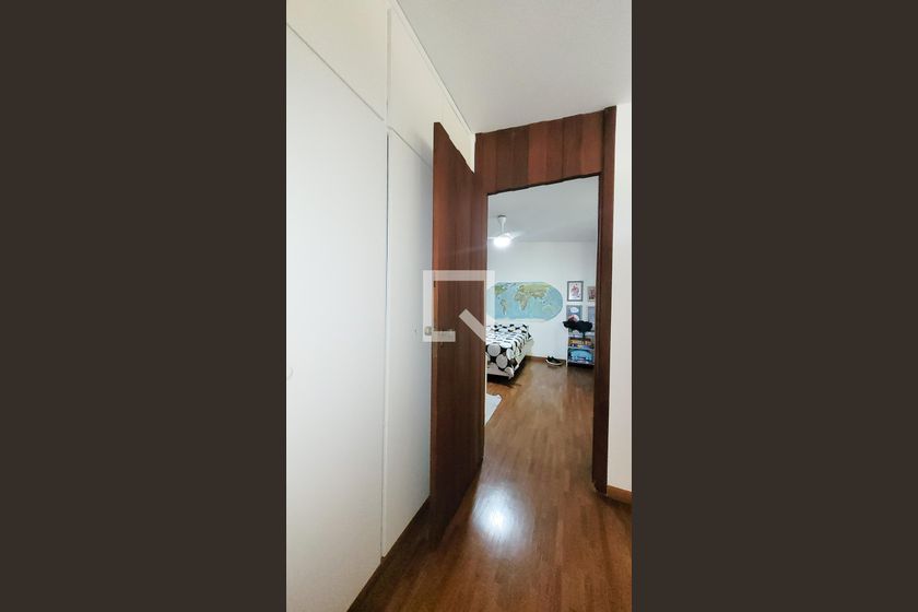 Casa à Venda - Jardim Santana, 6 Quartos,  830 m2 em , Campinas - sp | SoloBR
