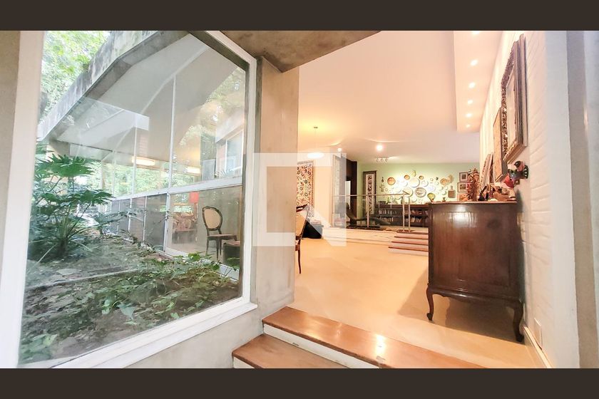 Casa à Venda - Jardim Santana, 6 Quartos,  830 m2 em , Campinas - sp | SoloBR