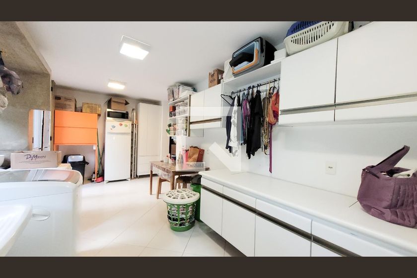 Casa à Venda - Jardim Santana, 6 Quartos,  830 m2 em , Campinas - sp | SoloBR