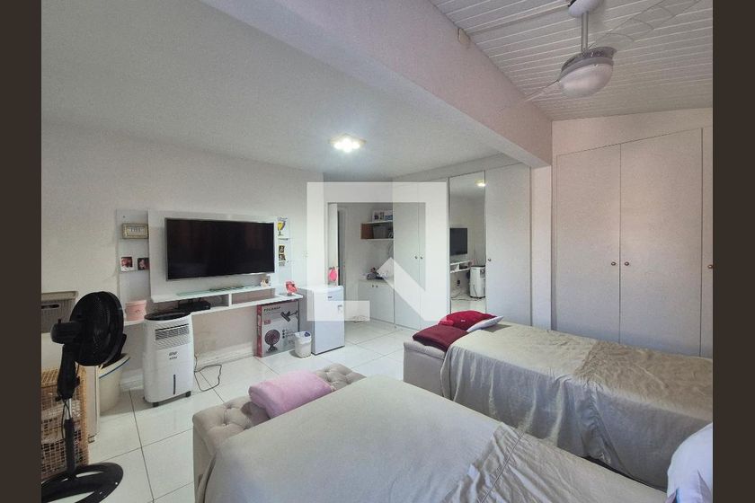 Casa, 4 quartos, 250 m² - Foto 47