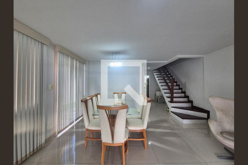 Casa, 4 quartos, 250 m² - Foto 9