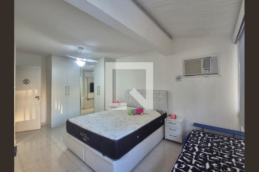 Casa, 4 quartos, 250 m² - Foto 31