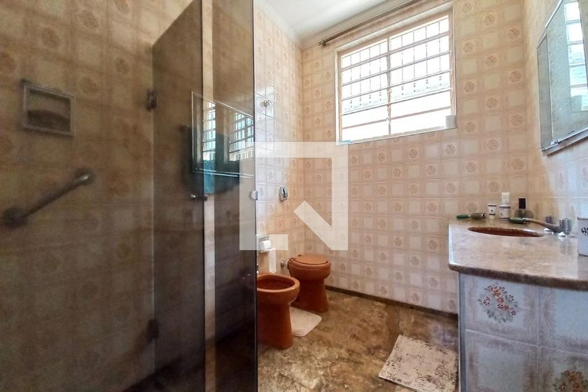 Casa à Venda - Guanabara, 5 Quartos,  500 m2 em , Campinas - sp | SoloBR