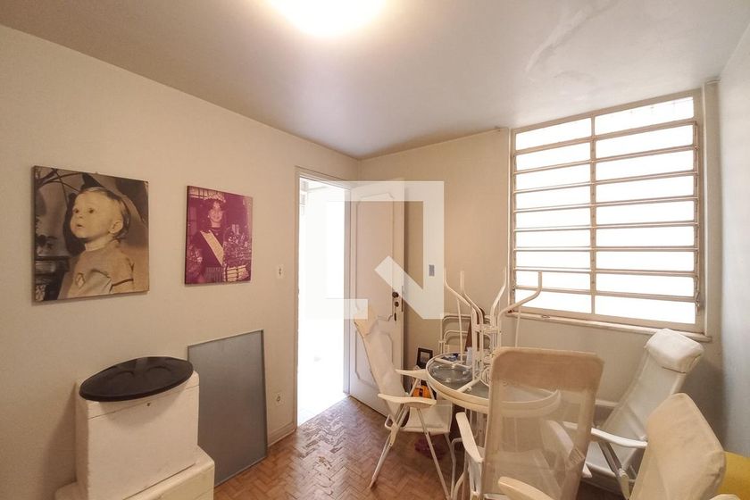Casa à Venda - Guanabara, 5 Quartos,  500 m2 em , Campinas - sp | SoloBR