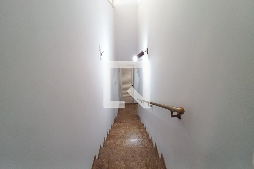 Casa à Venda - Guanabara, 5 Quartos,  500 m2 em , Campinas - sp | SoloBR
