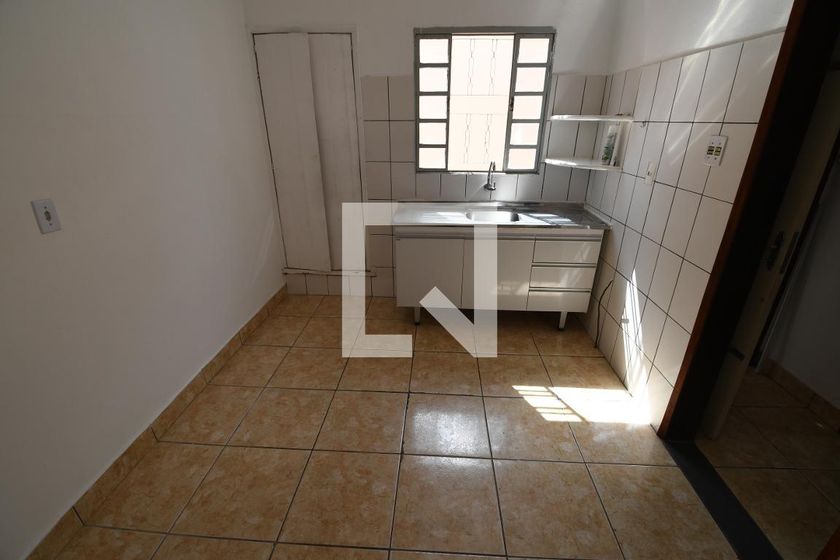 Casa à Venda - Jardim Flamboyant, 3 Quartos,  150 m2 em , Campinas - sp | SoloBR