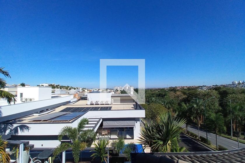 Casa à Venda - Swiss Park, 3 Quartos,  410 m2 em , Campinas - sp | SoloBR
