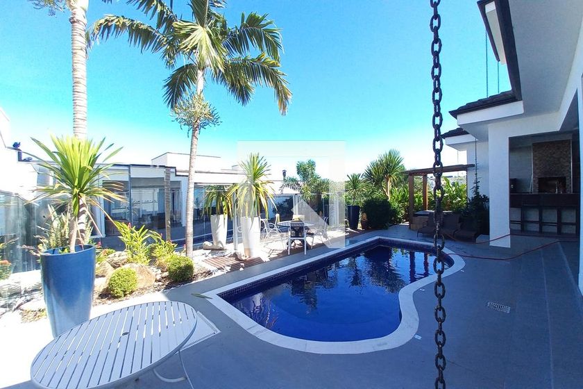 Casa à Venda - Swiss Park, 3 Quartos,  410 m2 em , Campinas - sp | SoloBR