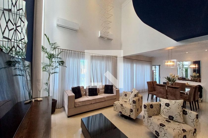 Casa à Venda - Swiss Park, 3 Quartos,  410 m2 em , Campinas - sp | SoloBR