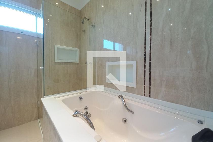 Casa à Venda - Swiss Park, 3 Quartos,  410 m2 em , Campinas - sp | SoloBR
