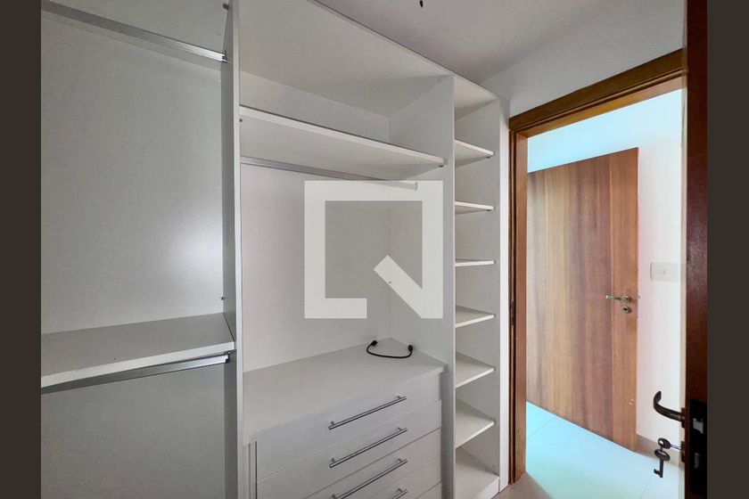 Casa, 4 quartos, 662 m² - Foto 23