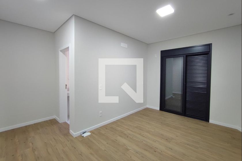 Casa à Venda - Swiss Park, 3 Quartos,  200 m2 em , Campinas - sp | SoloBR