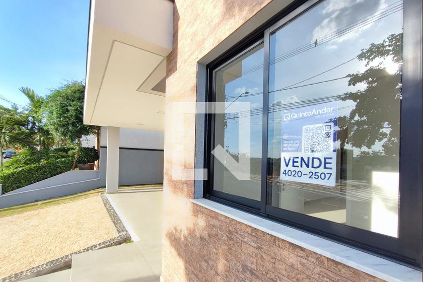 Casa à Venda - Swiss Park, 3 Quartos,  200 m2 em , Campinas - sp | SoloBR