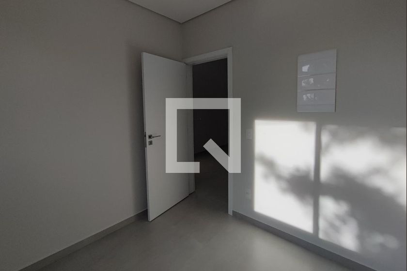 Casa à Venda - Swiss Park, 3 Quartos,  200 m2 em , Campinas - sp | SoloBR