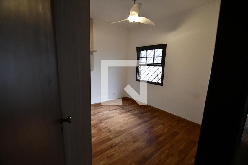 Casa à Venda - Taquaral, 3 Quartos,  152 m2 em , Campinas - sp | SoloBR
