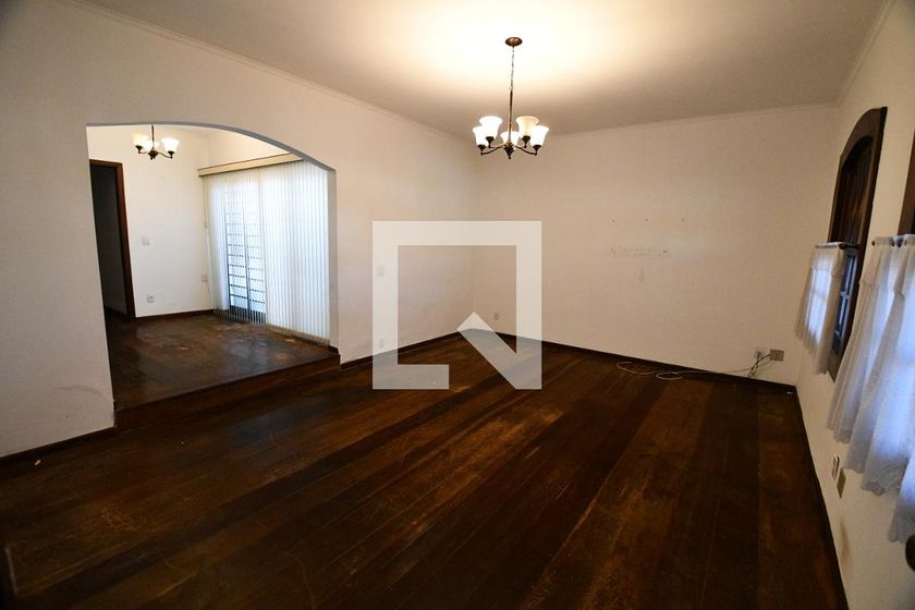 Casa à Venda - Taquaral, 3 Quartos,  152 m2 em , Campinas - sp | SoloBR