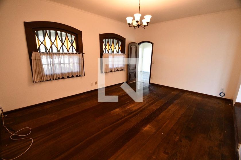 Casa à Venda - Taquaral, 3 Quartos,  152 m2 em , Campinas - sp | SoloBR