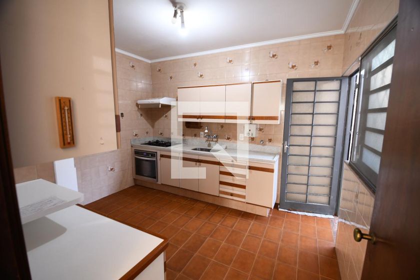 Casa à Venda - Taquaral, 3 Quartos,  152 m2 em , Campinas - sp | SoloBR