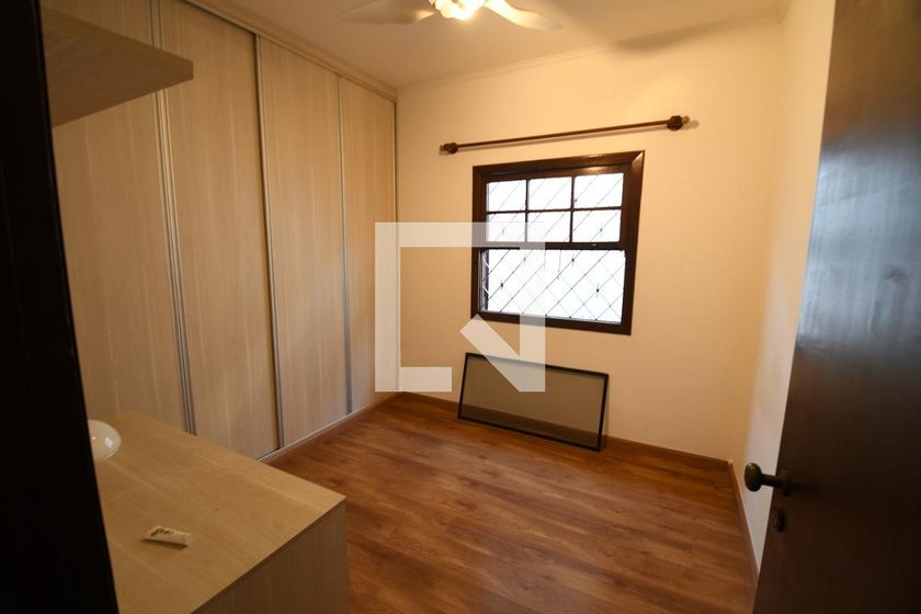 Casa à Venda - Taquaral, 3 Quartos,  152 m2 em , Campinas - sp | SoloBR