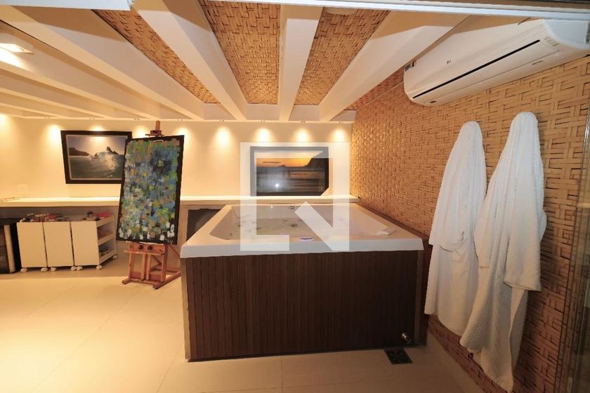 Apartamento à Venda - Cambuí, 2 Quartos,  305 m2 em , Campinas - sp | SoloBR