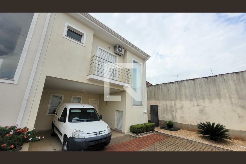 Casa à Venda - Mansões Santo Antônio, 3 Quartos,  150 m2 em , Campinas - sp | SoloBR