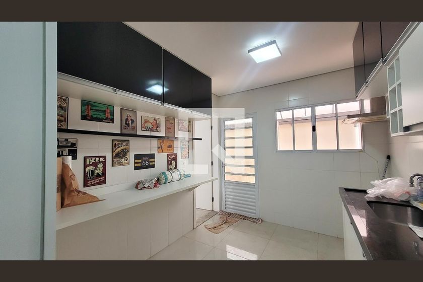 Casa à Venda - Mansões Santo Antônio, 3 Quartos,  150 m2 em , Campinas - sp | SoloBR