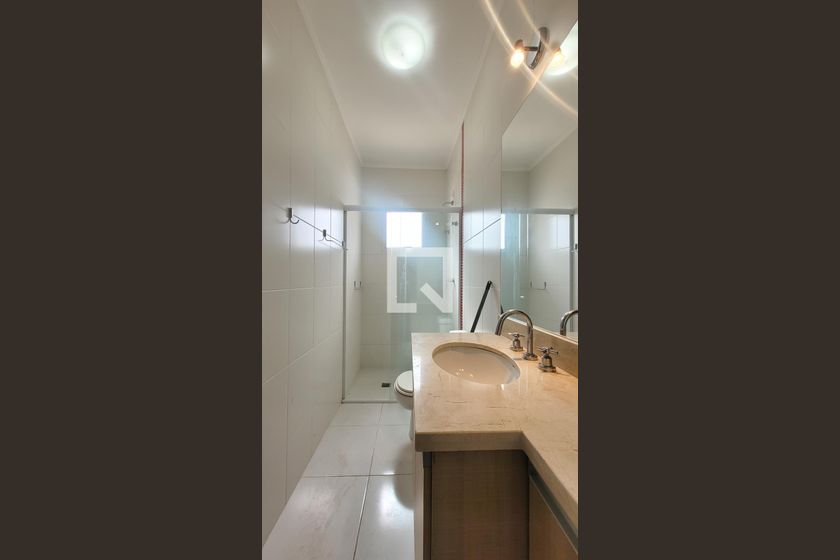 Casa à Venda - Mansões Santo Antônio, 3 Quartos,  150 m2 em , Campinas - sp | SoloBR