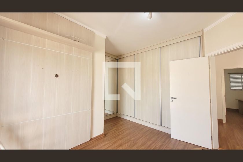 Casa à Venda - Mansões Santo Antônio, 3 Quartos,  150 m2 em , Campinas - sp | SoloBR