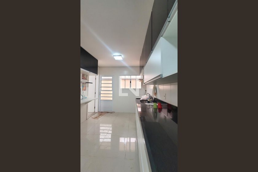 Casa à Venda - Mansões Santo Antônio, 3 Quartos,  150 m2 em , Campinas - sp | SoloBR