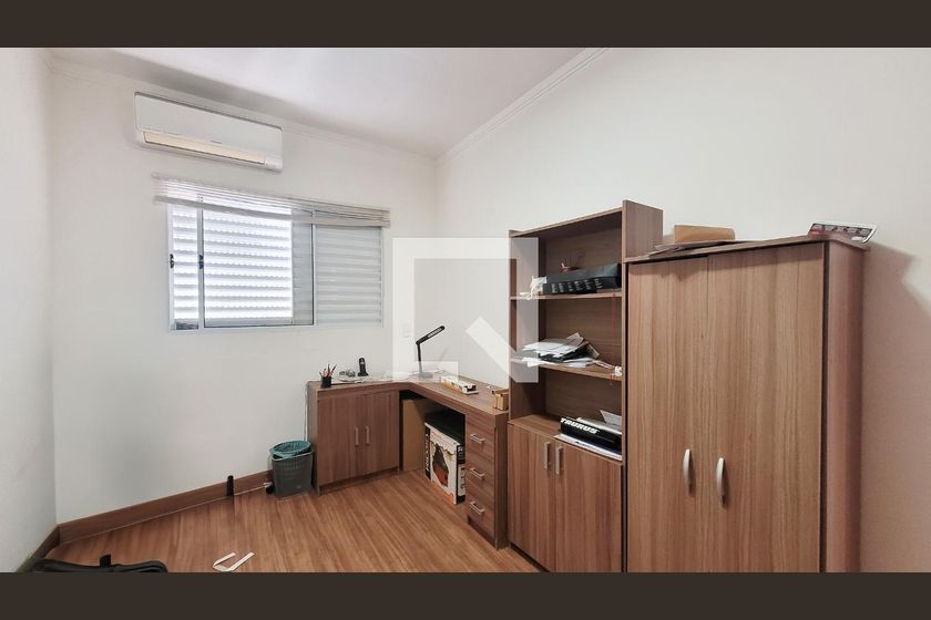 Casa à Venda - Mansões Santo Antônio, 3 Quartos,  150 m2 em , Campinas - sp | SoloBR