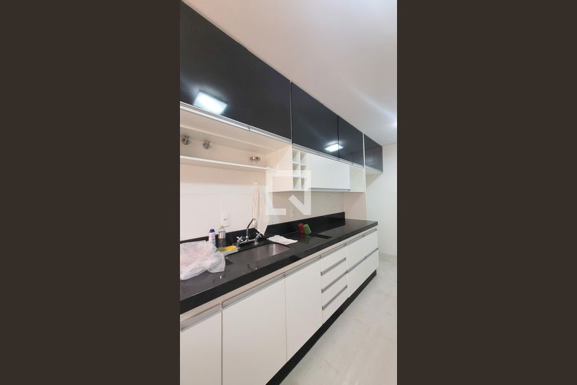 Casa à Venda - Mansões Santo Antônio, 3 Quartos,  150 m2 em , Campinas - sp | SoloBR