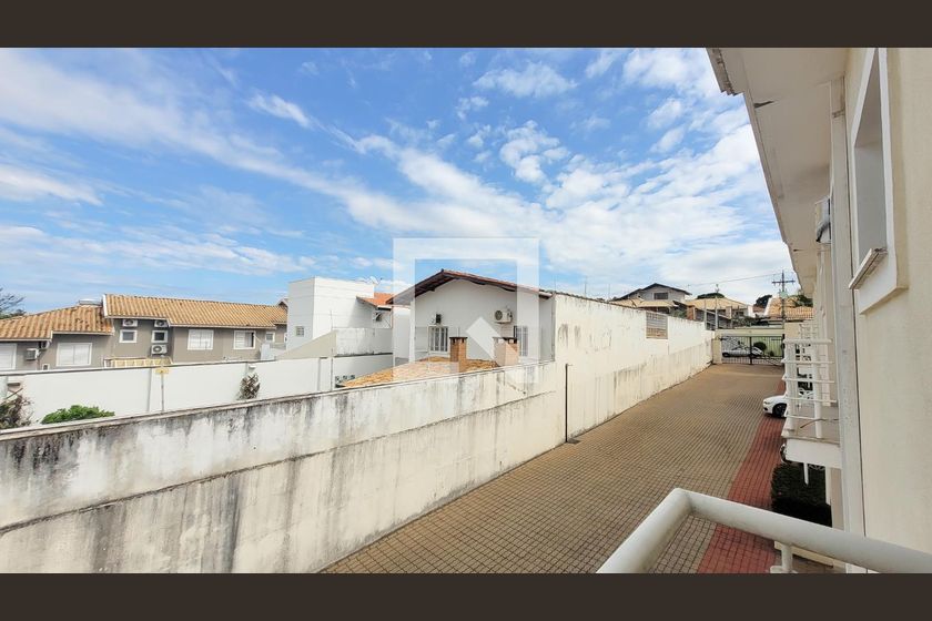 Casa à Venda - Mansões Santo Antônio, 3 Quartos,  150 m2 em , Campinas - sp | SoloBR